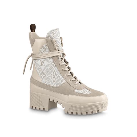 lv desert boots beige